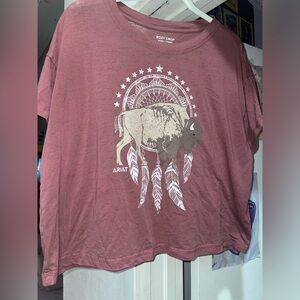ARIAT Dreamcatcher Buffalo Boxy Crop Tee - Dusty Rose